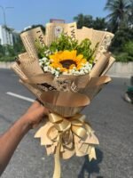 🌻 Single Sunflower Bouquet – Simple, Bright & Beautiful