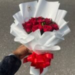 Red Rose Bouquet – Luxury, Passion & Unforgettable Elegance
