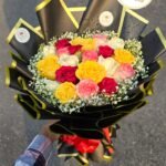 🌸 Mixed Rose Bouquet – Colorful, Fresh & Full of Joy