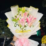 🌸 Pink Lily Bouquet – Soft, Elegant & Gracefully Beautiful