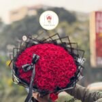 🌹 150 Pcs Rose Bouquet – Grand, Luxurious & Unforgettable