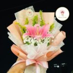 🌸 Cute Lily Bouquet – Charming, Fresh & Elegant