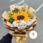 🌻 Sunflower Bouquet – Bright, Cheerful & Fresh