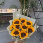 🌻 Big Sunflower Bouquet – Bold, Bright & Full of Joy