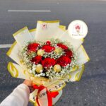 🌹🍫 Red Rose & Rocher Mixed Bouquet – Romantic & Sweet