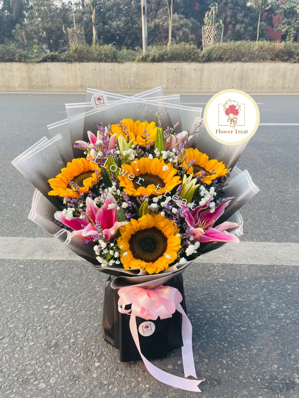 WhatsApp Image 2026-02-01 at 6.03.04 PM 🌻🌸 Sunflower & Lilies Mixed Big Bouquet – Bright, Elegant & Stunning - Image 1