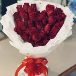 🌹 Red Rose Bouquet – Classic, Romantic & Timeless