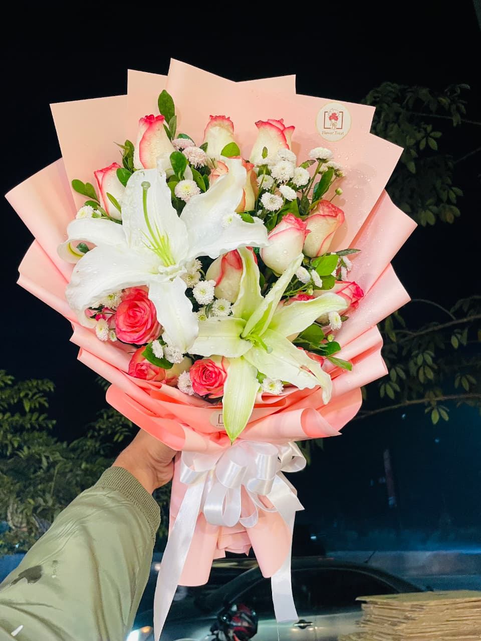 WhatsApp Image 2026-02-01 at 6.03.17 PM 🌸🤍 Pink & White Lily Mixed Bouquet – Elegant, Fresh & Charming - Image 1