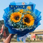 🌻 Customized Sunflower Bouquet – Personal, Cheerful & Elegant