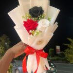 3-color artificial rose bouquet