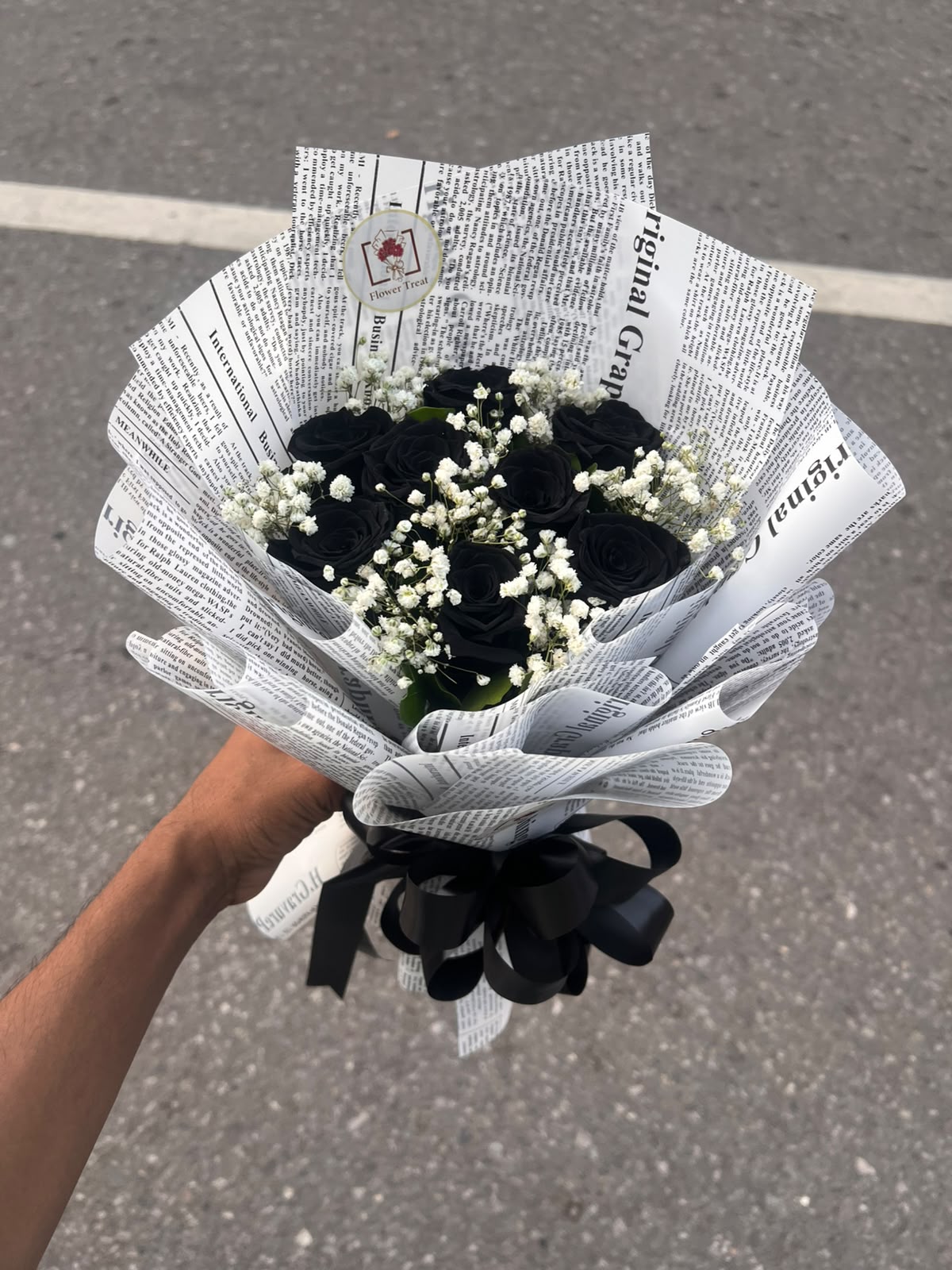 WhatsApp Image 2026-09-22 at 5.45.15 PM Midnight Velvet – 8-Piece Black Rose Bouquet 🖤 - Image 1