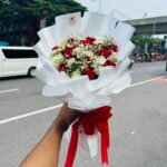 Red & White Rose Mixed Bouquet (Passionate, Pure & Luxury)